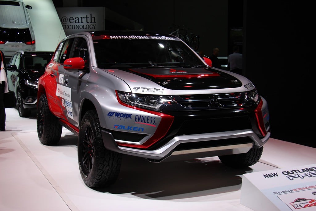 Mitsubishi New Outlander IAA 2015