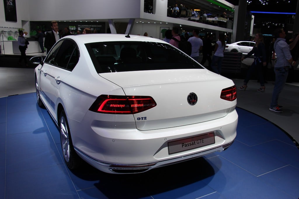 VW Passat GTE IAA 2015