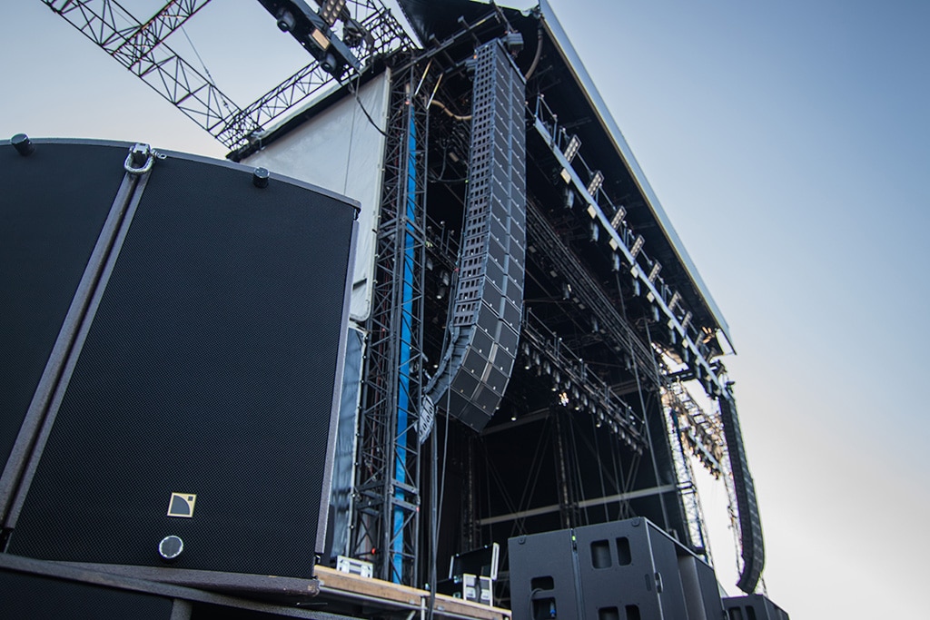 L-Acoustics Produkte an der Bühne für den einzigen Deutschland-Auftritt von Eminem in Hannover 2018