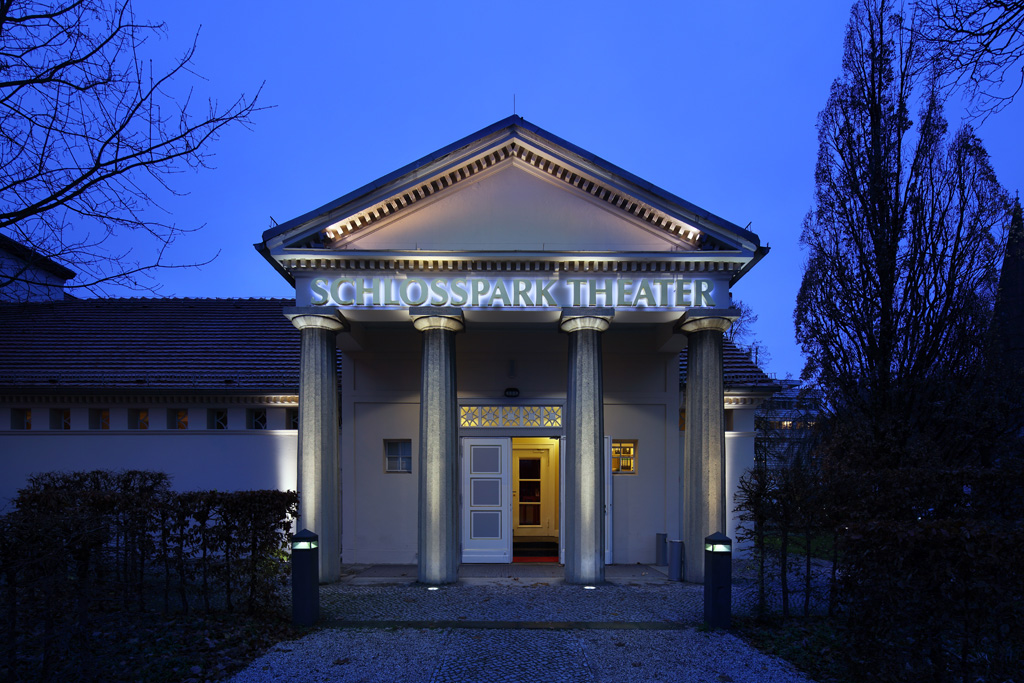 Schlosspark Theater Außenansicht