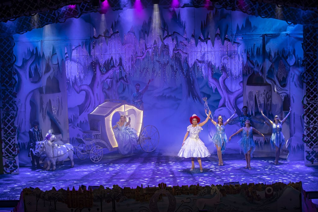 Beleuchtetes Bühnenbild von Cinderella