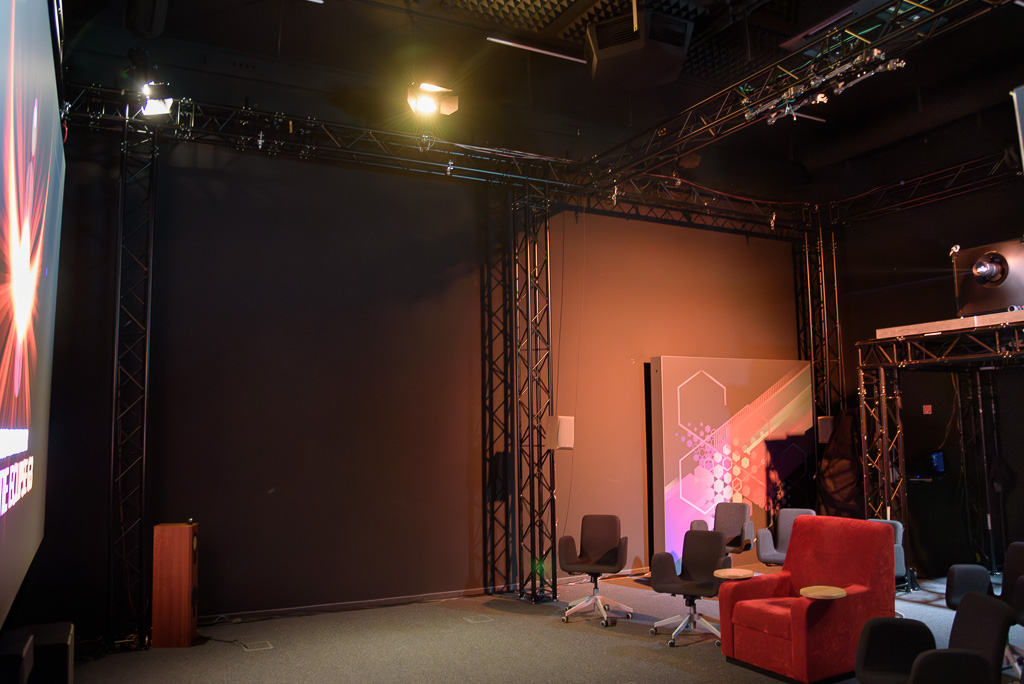 Testaufbau im Showroom Köln