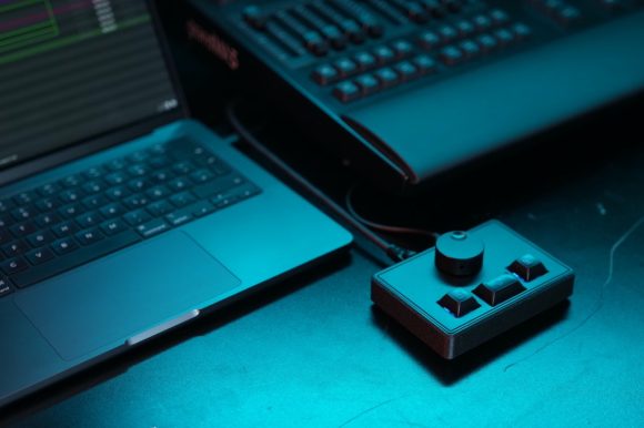 Show‑Controller „FrenschPress“